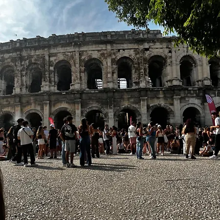 L'etoile * Nîmes
